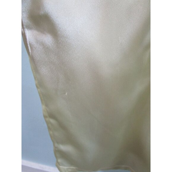 Vintage Embroidered Satin Kimono Robe With Floral Patterns & Belt - Picture 13 of 16